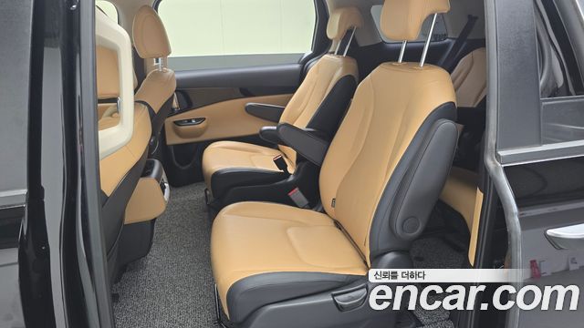Kia Carnival (IV) Diesel 9-Seater Prestige 2023 — фото 12