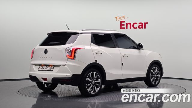 KG Mobility (SsangYong) Tivoli LX 2WD 2016 — фото 2