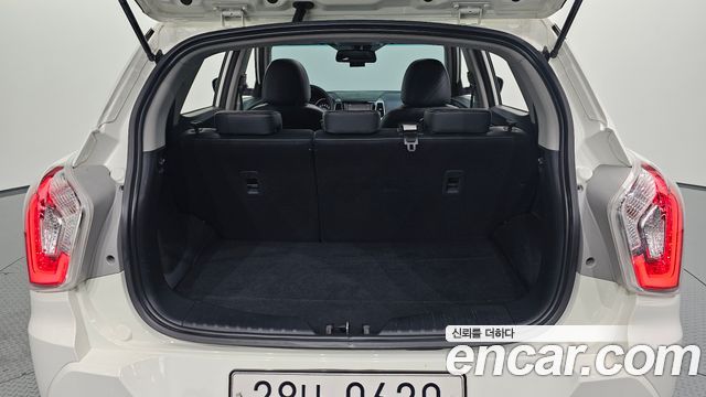 KG Mobility (SsangYong) Tivoli LX 2WD 2016 — фото 20