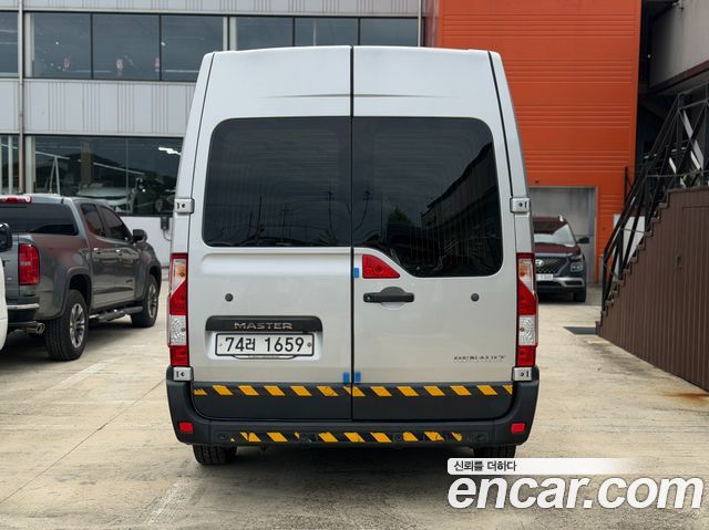 Renault Korea Master 2.3 15-Seater 2020 — фото 4