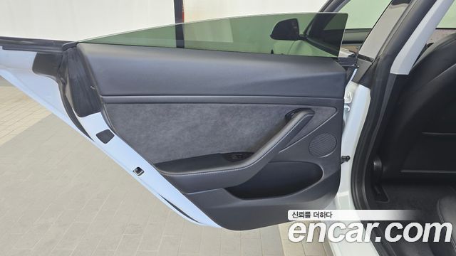 Tesla Model 3 Long Range AWD 2021 — фото 31