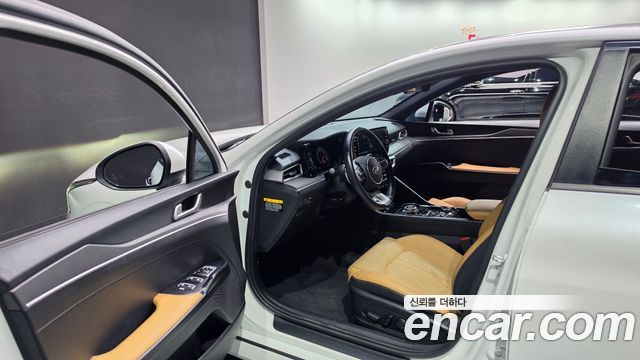 Kia K5 (III) 2.0 Prestige 2020 — фото 10