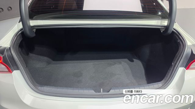 Kia K5 (III) 2.0 Prestige 2020 — фото 17