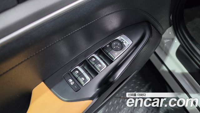 Kia K5 (III) 2.0 Prestige 2020 — фото 20