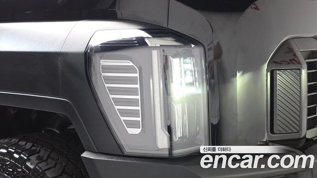 Kia Tasman 2.5T Gasoline 4WD X-Pro 2026 — фото 22