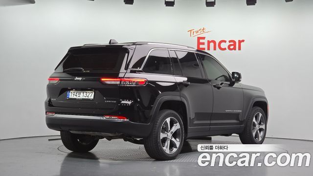 Jeep Grand Cherokee (WL) 3.6 Limited 2023 — фото 2