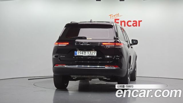 Jeep Grand Cherokee (WL) 3.6 Limited 2023 — фото 4