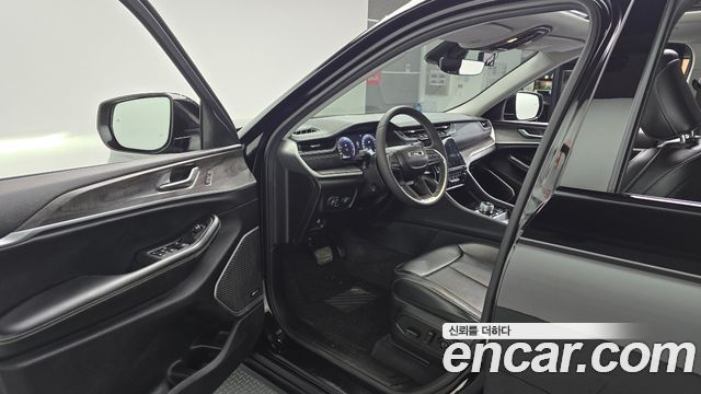 Jeep Grand Cherokee (WL) 3.6 Limited 2023 — фото 10