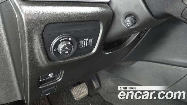 Jeep Grand Cherokee (WL) 3.6 Limited 2023 — фото 18