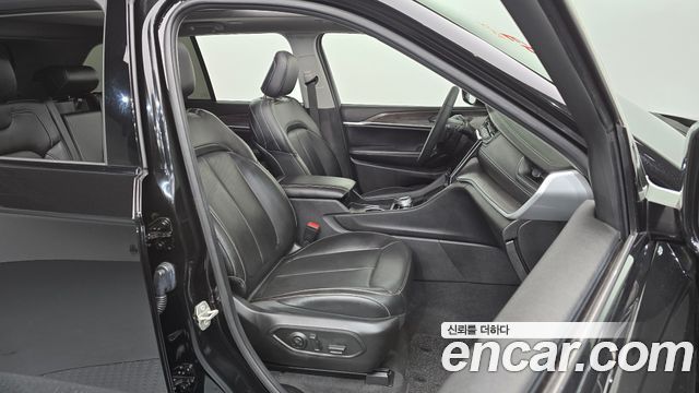 Jeep Grand Cherokee (WL) 3.6 Limited 2023 — фото 26