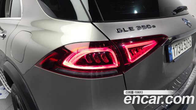 Mercedes-Benz GLE-Class (W167) GLE350e 4MATIC 2021 — фото 23