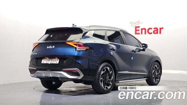 Kia Sportage (V) Diesel 2.0 4WD Nobleless 2022 — фото 2