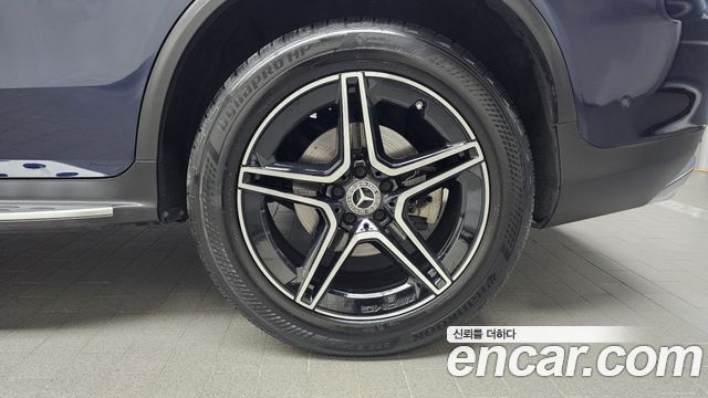 Mercedes-Benz GLC-Class (X253) GLC300 4MATIC Premium Coupe 2021 — фото 21