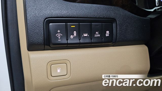 Kia Carnival 9-Seater Noblesse Special 2020 — фото 16