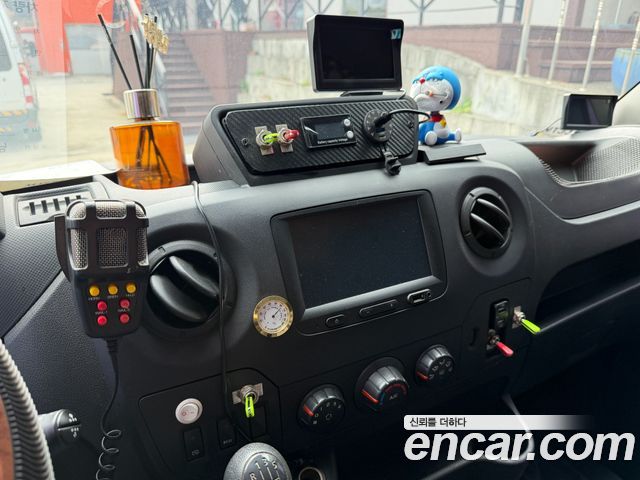 Renault Korea Master Camping car 2019 — фото 10