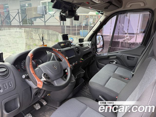 Renault Korea Master Camping car 2019 — фото 16