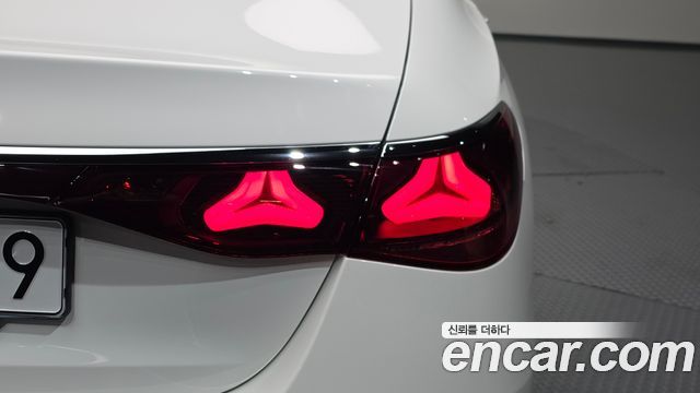 Mercedes-Benz E-Class (W214) E200 Avantgarde 2025 — фото 23