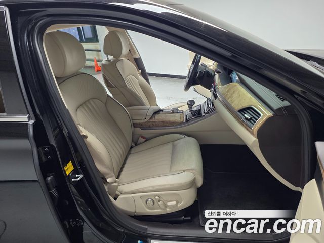 Genesis EQ900 3.3 T-GDI AWD Premiun Luxury 2016 — фото 10