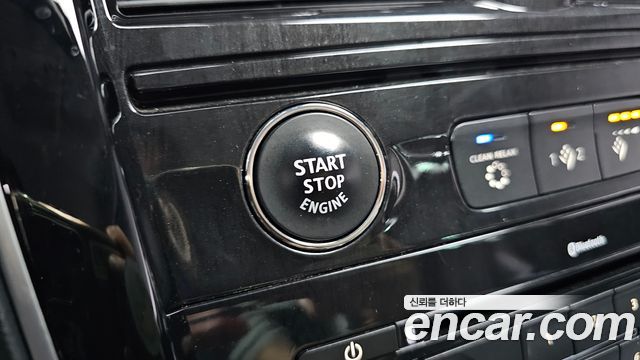 Renault Korea SM7 Nova 2.5 V6 2017 — фото 18
