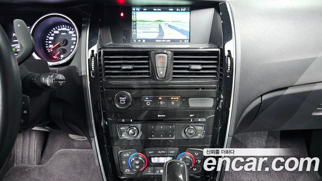 Renault Korea SM7 Nova 2.5 V6 2017 — фото 19