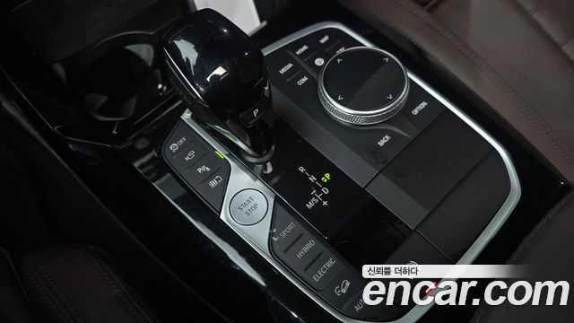 BMW X3 (G01) xDrive 30e M Sports Pro 2023 — фото 9