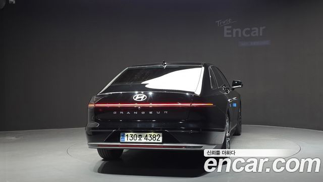 Hyundai Grandeur (GN7) 2,5 Gasoline 2WD Exclusive 2023 — фото 4