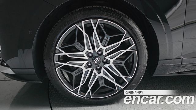 Hyundai Grandeur (GN7) 2,5 Gasoline 2WD Exclusive 2023 — фото 5