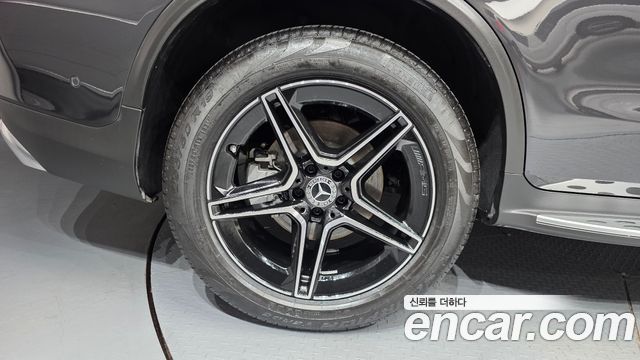 Mercedes-Benz GLC-Class (X253) GCL300 4MATIC Coupe 2023 — фото 5