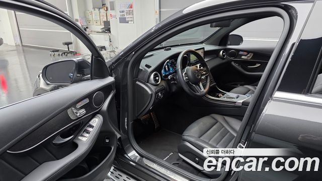 Mercedes-Benz GLC-Class (X253) GCL300 4MATIC Coupe 2023 — фото 10