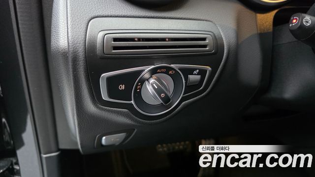 Mercedes-Benz GLC-Class (X253) GCL300 4MATIC Coupe 2023 — фото 28