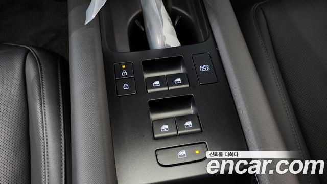 Hyundai Ioniq 6 Long Range AWD Exclusive + 2025 — фото 31