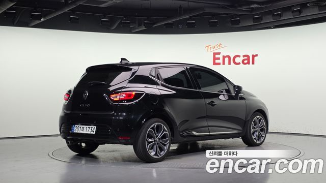 Renault Korea Clio Iconic 2019 — фото 2