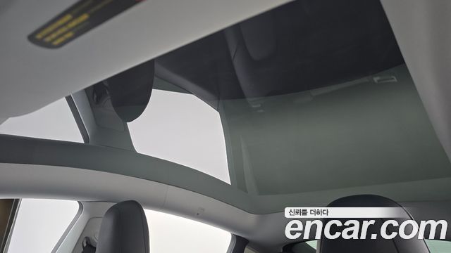 Tesla Model Y Standard Range RWD 2021 — фото 31