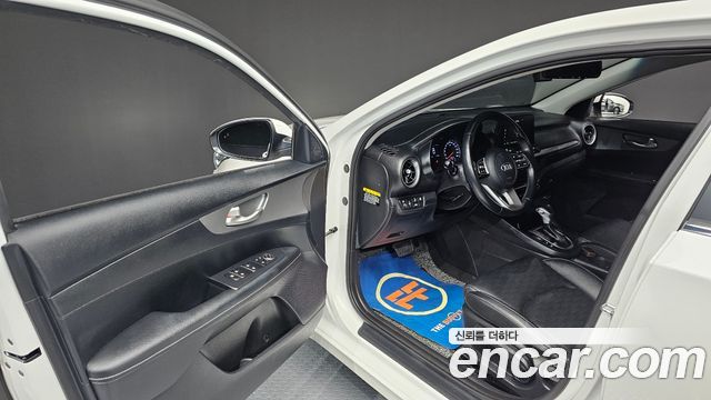 Kia K3 Luxury 2020 — фото 10