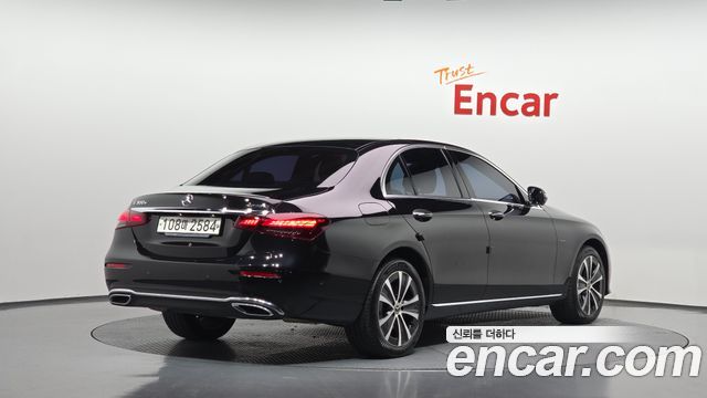 Mercedes-Benz E-Class (W213) E300e 4MATIC Exclusive 2021 — фото 2