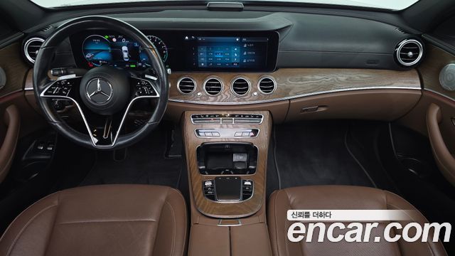Mercedes-Benz E-Class (W213) E300e 4MATIC Exclusive 2021 — фото 7