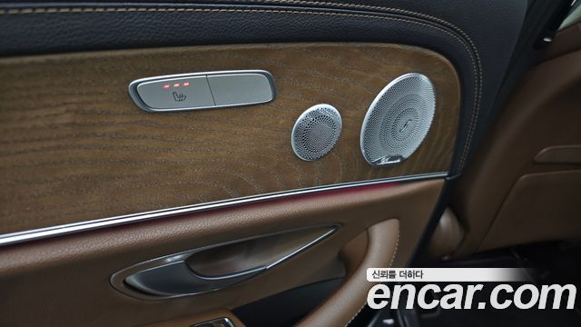Mercedes-Benz E-Class (W213) E300e 4MATIC Exclusive 2021 — фото 28