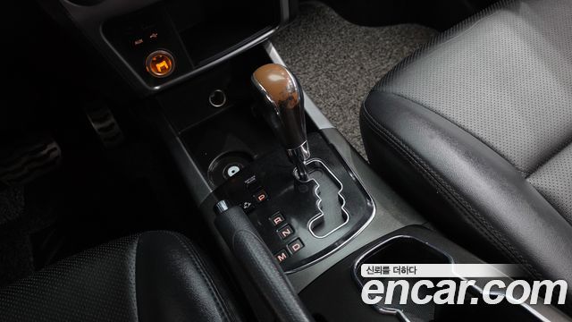 KG Mobility (SsangYong) Korando C 2.2 Extreme 2WD 2016 — фото 9