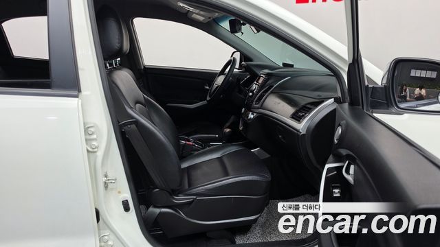 KG Mobility (SsangYong) Korando C 2.2 Extreme 2WD 2016 — фото 11
