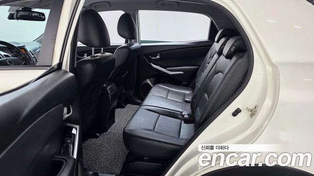 KG Mobility (SsangYong) Korando C 2.2 Extreme 2WD 2016 — фото 12