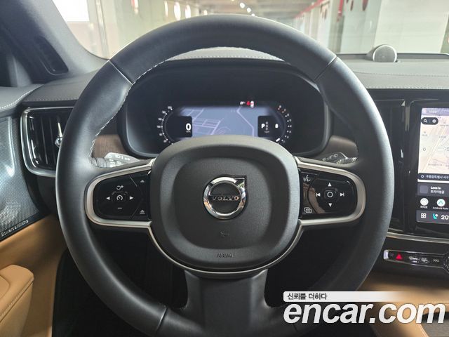Volvo V90 Cross Country B5 Ultra AWD 2025 — фото 6