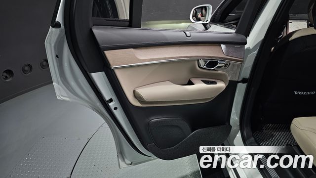 Volvo XC90 (II) B6 Ultra Bright 2026 — фото 25
