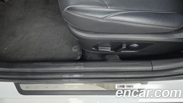 Hyundai Sonata The Edge (DN8) 2.0 LPG(Rent) Business 1 2024 — фото 28