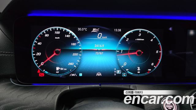 Mercedes-Benz E-Class (W213) E220d 4MATIC AMG Line 2021 — фото 8