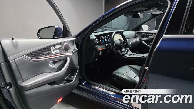 Mercedes-Benz E-Class (W213) E220d 4MATIC AMG Line 2021 — фото 10