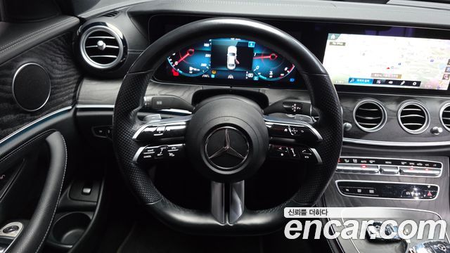 Mercedes-Benz E-Class (W213) E220d 4MATIC AMG Line 2021 — фото 14