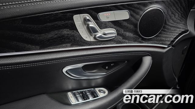 Mercedes-Benz E-Class (W213) E220d 4MATIC AMG Line 2021 — фото 19