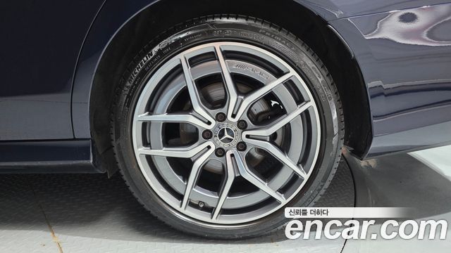 Mercedes-Benz E-Class (W213) E220d 4MATIC AMG Line 2021 — фото 21