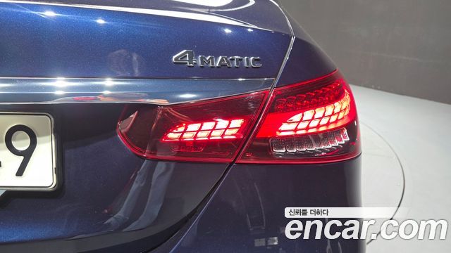 Mercedes-Benz E-Class (W213) E220d 4MATIC AMG Line 2021 — фото 23