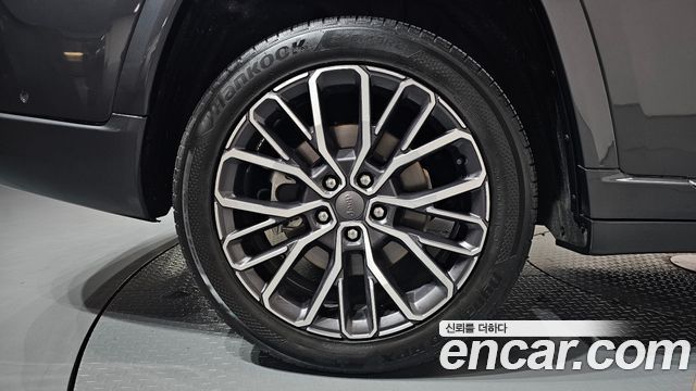 Jeep Grand Cherokee (WL) L 3.6 Summit Reserve 2021 — фото 21